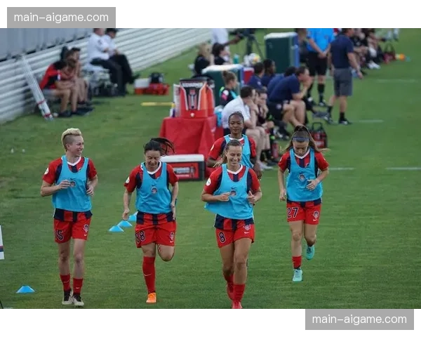 英超俱乐部与地方学校合作，开设青少年足球课程专项训练快速决策能力